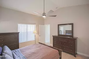19816 N 34th Pl, Phoenix, AZ 85050 - Photo 12