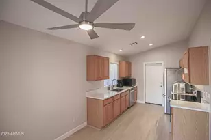 19816 N 34th Pl, Phoenix, AZ 85050 - Photo 8