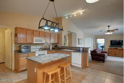 46149 W Guilder Avenue, Maricopa, AZ 85139 - Photo 8