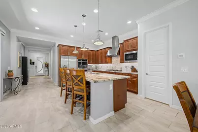 937 E La Mirada Drive, Phoenix, AZ 85042 - Photo 10