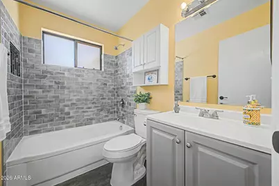 2010 E Balsam Avenue, Mesa, AZ 85204 - Photo 8