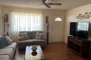 219 W Hunter St, Mesa, AZ 85201 - Photo 2