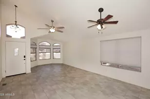 4517 E Melinda Ln, Phoenix, AZ 85050 - Photo 18