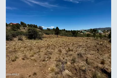 16776 W Trap Road #8, Peeples Valley, AZ 86332 - Photo 4