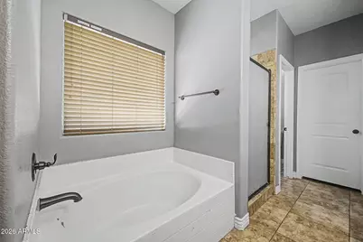 7517 S 15th Drive, Phoenix, AZ 85041 - Photo 12
