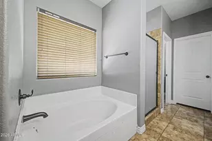 7517 S 15th Dr, Phoenix, AZ 85041 - Photo 12