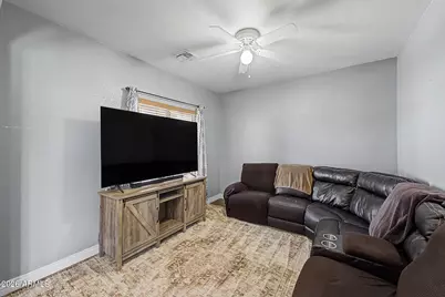 7517 S 15th Drive, Phoenix, AZ 85041 - Photo 12