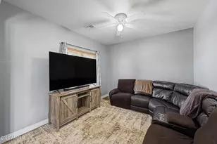 7517 S 15th Dr, Phoenix, AZ 85041 - Photo 12