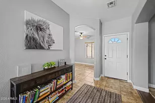7517 S 15th Dr, Phoenix, AZ 85041 - Photo 2