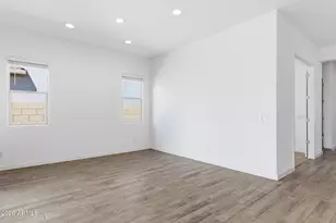 24558 N 170th Ln, Surprise, AZ 85387 - Photo 8