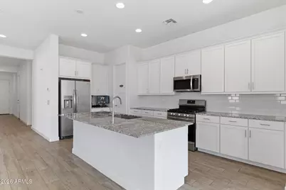24558 N 170th Lane, Surprise, AZ 85387 - Photo 2