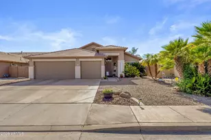 672 N Bridlegate Dr, Gilbert, AZ 85234 - Photo 2