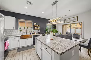 10429 W Hammond Ln, Tolleson, AZ 85353 - Photo 8