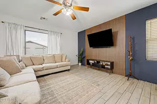 10429 W Hammond Ln, Tolleson, AZ 85353 - Photo 4