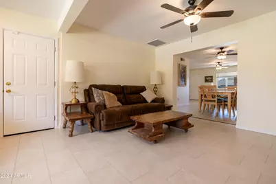 10846 N 109th Avenue, Sun City, AZ 85351 - Photo 6