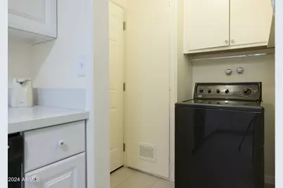 10846 N 109th Avenue, Sun City, AZ 85351 - Photo 14