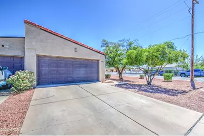 401 E Pecan Road, Phoenix, AZ 85040 - Photo 1