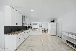 5302 N 77th Dr, Glendale, AZ 85303 - Photo 12