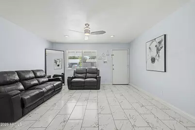 5302 N 77th Drive, Glendale, AZ 85303 - Photo 8