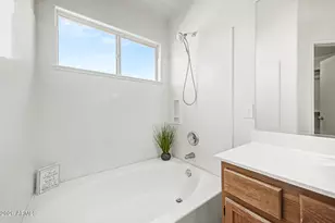 101 N Del Pueblo Pl, Chandler, AZ 85226 - Photo 40