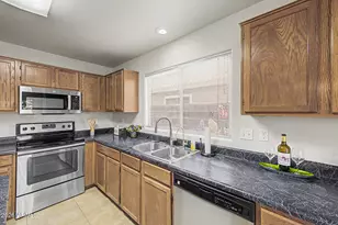 101 N Del Pueblo Pl, Chandler, AZ 85226 - Photo 4