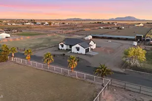 3655 E Graythorn Way, Coolidge, AZ 85128 - Photo 8