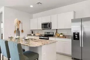 12572 W Locust Ln, Avondale, AZ 85323 - Photo 4