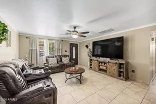 7346 W Glenrosa Ave, Phoenix, AZ 85033 - Photo 10
