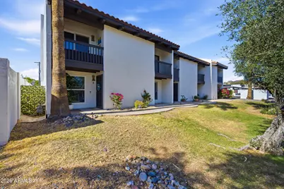 1702 E Ocotillo Road #Apt 1, Phoenix, AZ 85016 - Photo 2