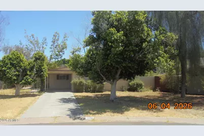1330 E Catalina Drive, Phoenix, AZ 85014 - Photo 1