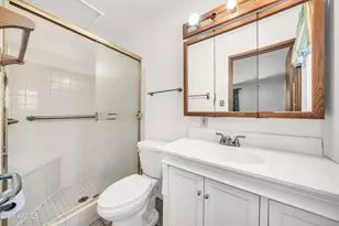 1330 E Catalina Dr, Phoenix, AZ 85014 - Photo 20