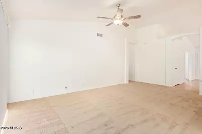 6585 N 77th Drive, Glendale, AZ 85303 - Photo 8