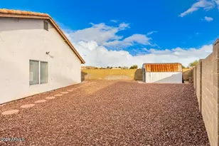 6585 N 77th Dr, Glendale, AZ 85303 - Photo 34