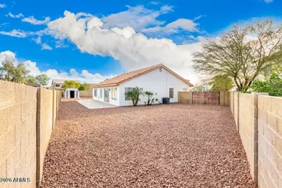 6585 N 77th Drive, Glendale, AZ 85303 - Photo 32