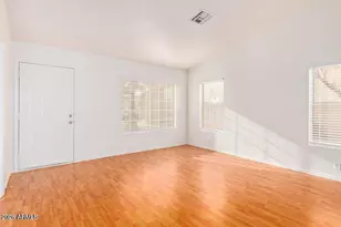 6585 N 77th Dr, Glendale, AZ 85303 - Photo 6