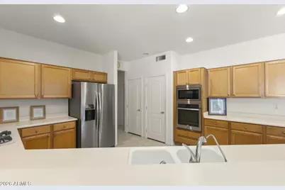 15872 W Laurel Canyon Court, Surprise, AZ 85374 - Photo 16