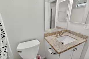 21820 N 32nd Ave, Phoenix, AZ 85027 - Photo 18