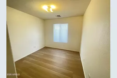915 W Bowker Street, Phoenix, AZ 85041 - Photo 16