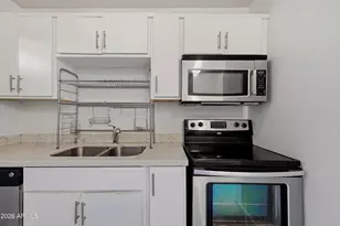 907 N 22nd Pl, Phoenix, AZ 85006 - Photo 8