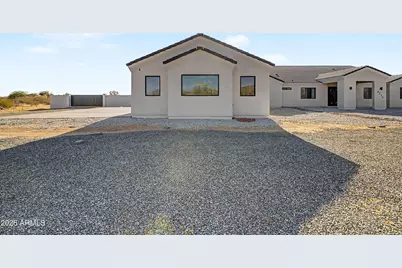 8236 N Calle Hermosa Circle, Casa Grande, AZ 85194 - Photo 2