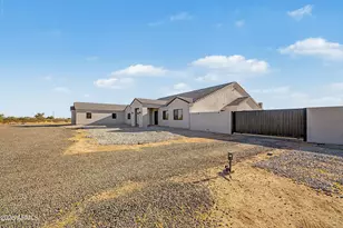 8236 N Calle Hermosa Cir, Casa Grande, AZ 85194 - Photo 10