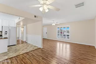 10006 W Deanita Ln, Sun City, AZ 85351 - Photo 6