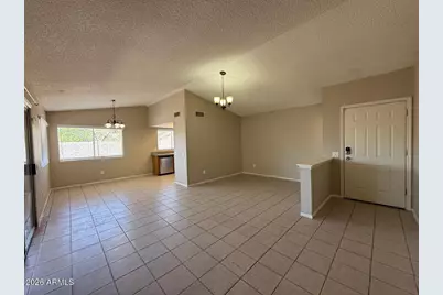 6910 W State Avenue, Glendale, AZ 85303 - Photo 2