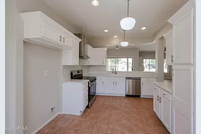 17635 N Thoroughbred Drive, Surprise, AZ 85374 - Photo 12