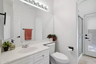 5993 W Aurora Dr, Glendale, AZ 85308 - Photo 14
