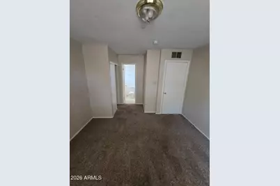 5717 W Heatherbrae Drive, Phoenix, AZ 85031 - Photo 6