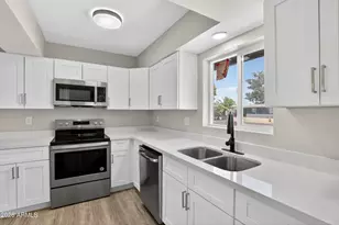5919 W Britton Ave, Phoenix, AZ 85033 - Photo 6