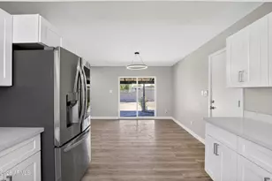 5919 W Britton Ave, Phoenix, AZ 85033 - Photo 8