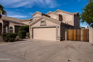 17647 N 113th Ave, Surprise, AZ 85378 - Photo 2
