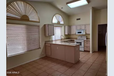 9060 W Taro Lane, Peoria, AZ 85382 - Photo 16